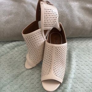 Kitten Heal Booties